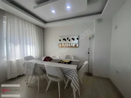 Merkezi Konumda Yüksek Tavan Satılık 180 M2 Dubleks Daire — fotoğraf 12