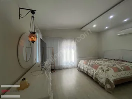 Merkezi Konumda Yüksek Tavan Satılık 180 M2 Dubleks Daire — fotoğraf 13