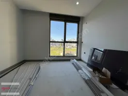 Döşemealtı Belediye Yanı Nova Plaza Da Öncephe Kiralık Lüks Ofis — fotoğraf 19