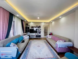 Ahatlı Da Kombili Ayrı Mutfak Satılık Cam Balkonlu 2+1 Daire — fotoğraf 6