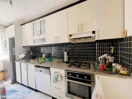 Ahatlı Da Kombili Ayrı Mutfak Satılık Cam Balkonlu 2+1 Daire — fotoğraf 7