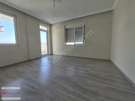 Red Globalden Atatürk Cad.Üzerinde Kiralık 3+1 Geniş Daire — fotoğraf 2
