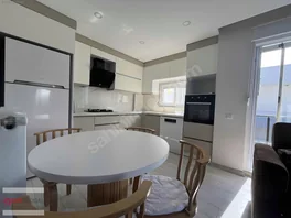 Merkezi Konum Kombili Cam Balkonlu Full Eşyalı Kiralık 1+1 Daire — fotoğraf 7