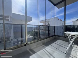 Merkezi Konum Kombili Cam Balkonlu Full Eşyalı Kiralık 1+1 Daire — fotoğraf 18